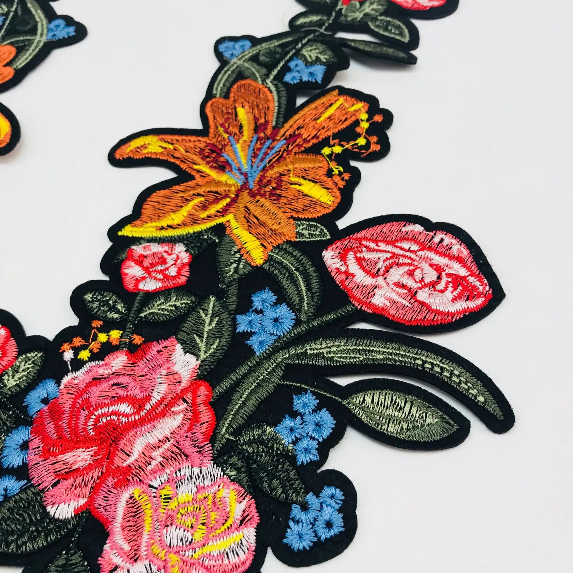 Rose Belt Adhesive Applique Embroidery Patch Stickers